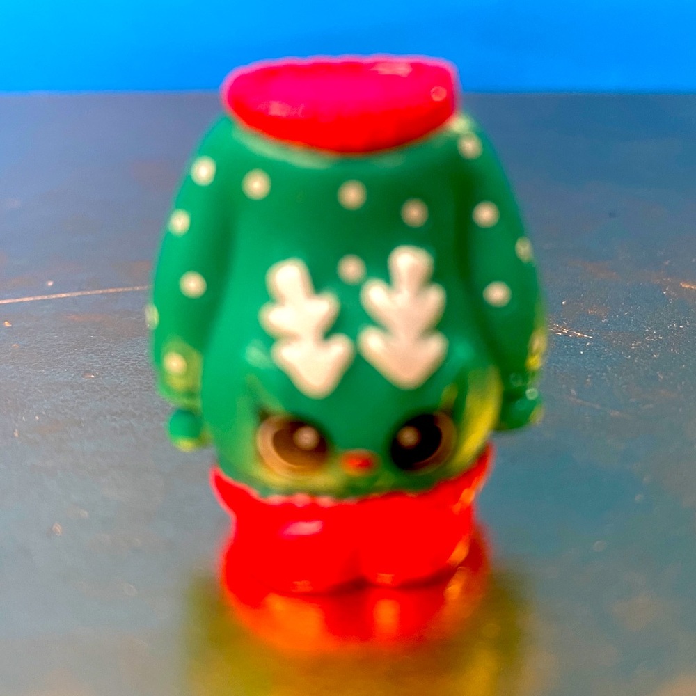 Shopkins Rudolf Sweater Christmas Blind Bauble Season 6 Billings Sweater
